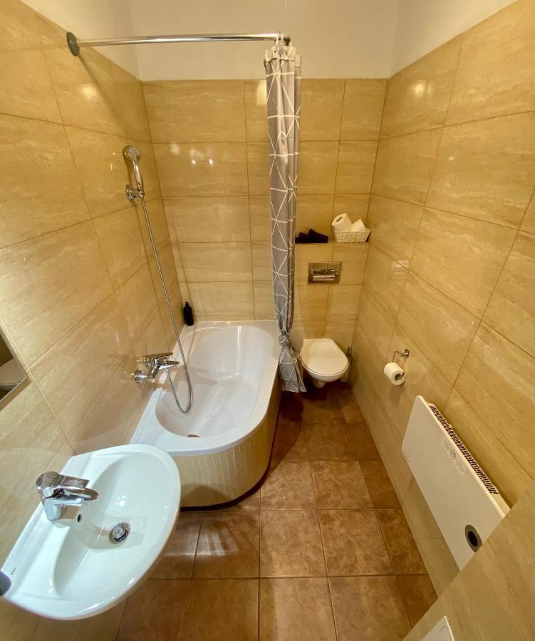 Topolove Rooms & Apartments Krakow Dış mekan fotoğraf